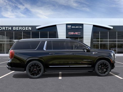 New 2026 GMC Yukon XL Denali w/ Advanced Technology Package AWD/4WD image 5