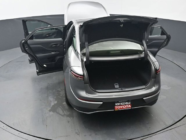 Certified 2026 Toyota Crown AWD/4WD image 52