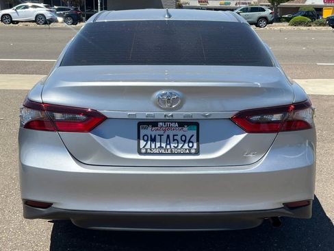Used 2024 Toyota Camry LE w/ Convenience Package FWD image 5