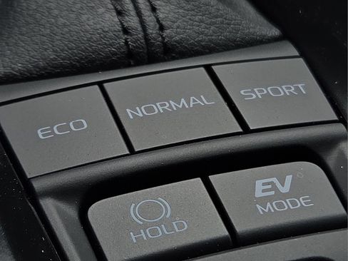 New 2026 Toyota Camry LE FWD image 22