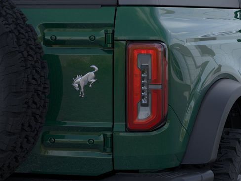 New 2025 Ford Bronco Badlands image 23