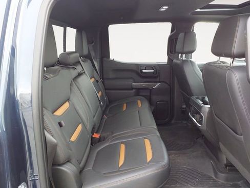 Used 2020 GMC Sierra 1500 AT4 w/ AT4 Premium Package AWD/4WD image 13