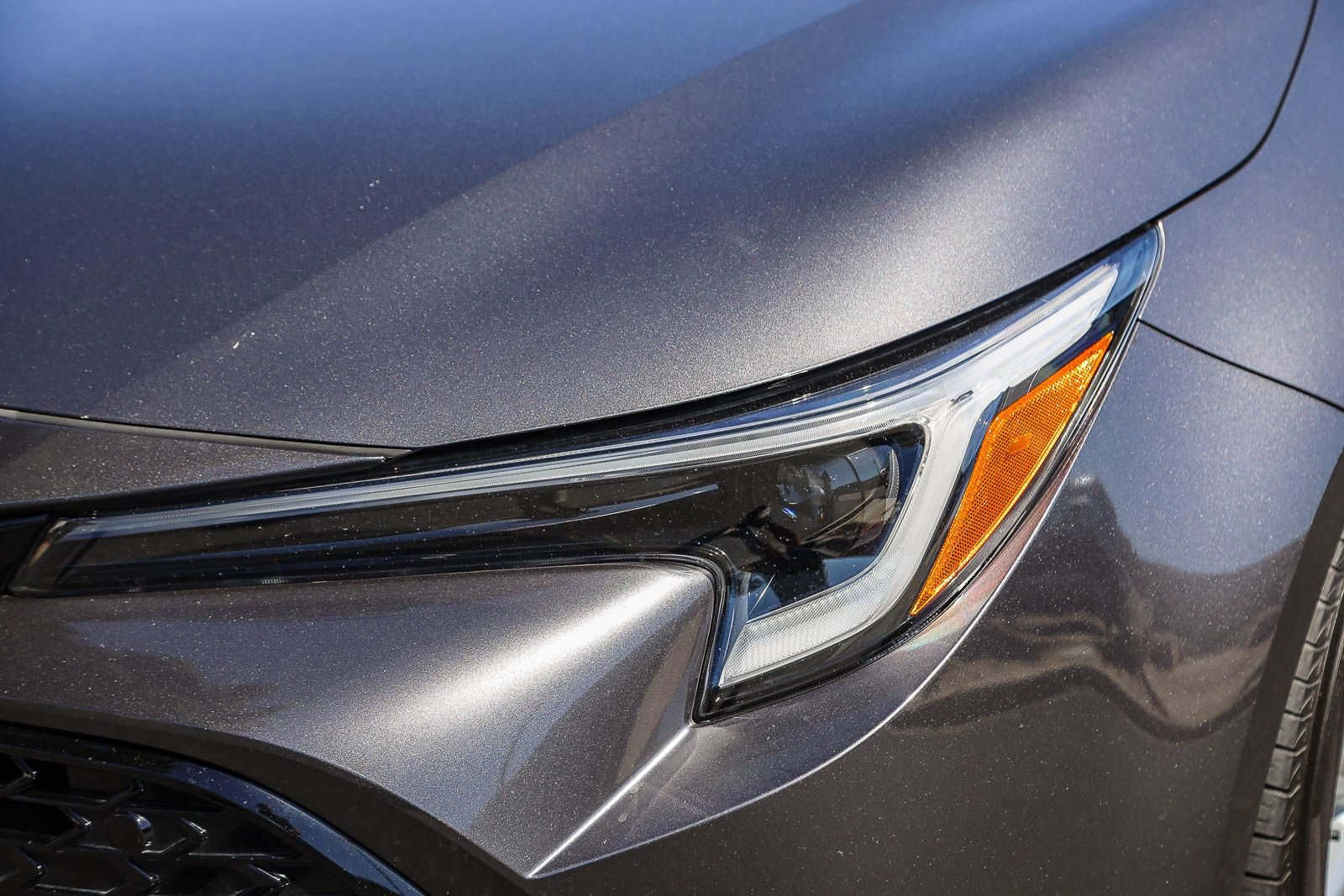Certified 2025 Toyota Corolla SE w/ SE Package FWD image 10