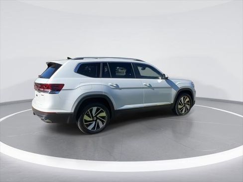 New 2026 Volkswagen Atlas SEL AWD/4WD image 8