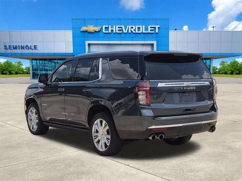 Used 2021 Chevrolet Tahoe High Country w/ Premium Package RWD image 3