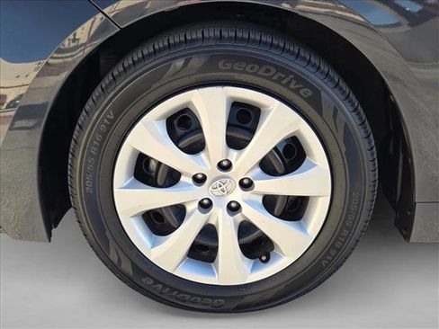 Certified 2024 Toyota Corolla LE image 22