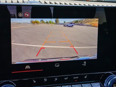 New 2026 GMC Canyon AT4 AWD/4WD image 21