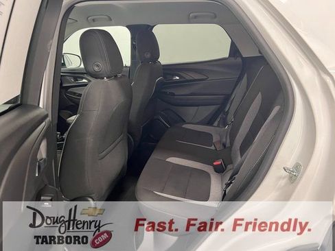 Used 2023 Chevrolet TrailBlazer LT image 33