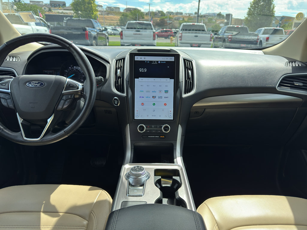 Used 2024 Ford Edge SEL AWD/4WD image 9