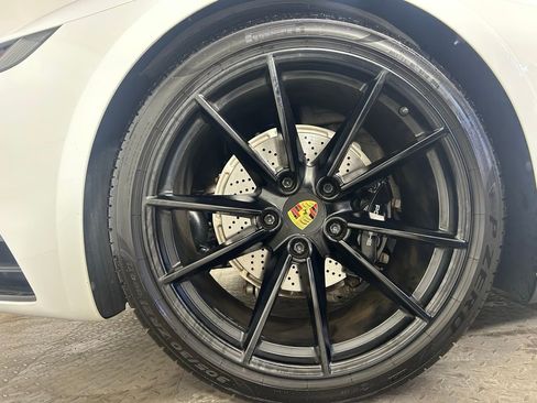 Certified 2020 Porsche 911 Carrera image 12