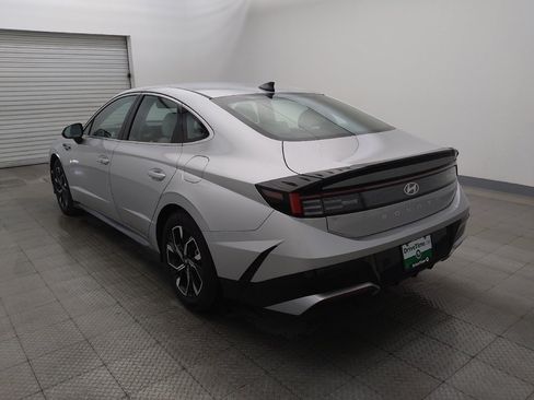 Used 2025 Hyundai Sonata SEL FWD image 5
