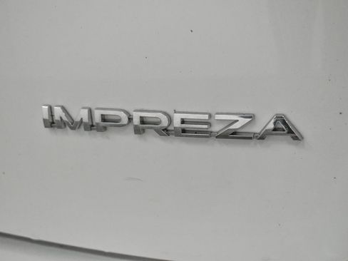 Used 2020 Subaru Impreza 2.0i image 10