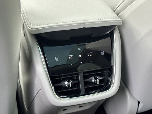 New 2025 Volvo EX90 Ultra image 13