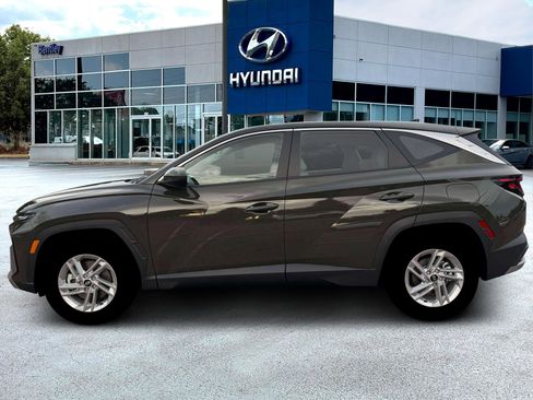 New 2026 Hyundai Tucson SE FWD image 3