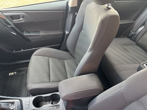 Used 2017 Toyota Corolla iM image 16