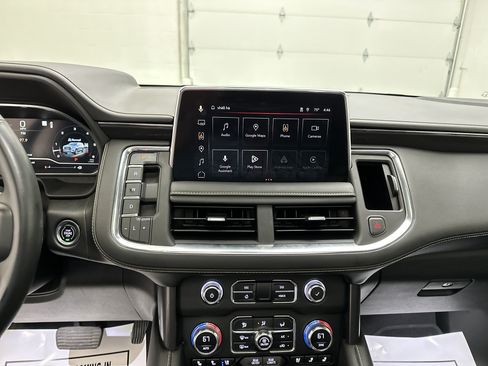 Used 2023 GMC Yukon AT4 w/ AT4 Premium Plus Package AWD/4WD image 36