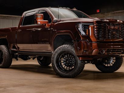 Used 2024 GMC Sierra 2500 Denali Ultimate w/ LPO, GMC Protection Package