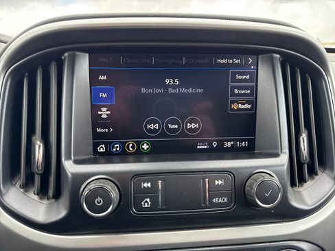 Used 2020 Chevrolet Colorado LT w/ Colorado RST Special Edition image 25