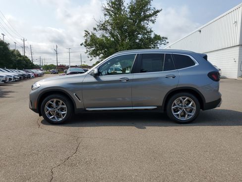 Used 2024 BMW X3 xDrive30i w/ Premium Package w/ZPA AWD/4WD image 2