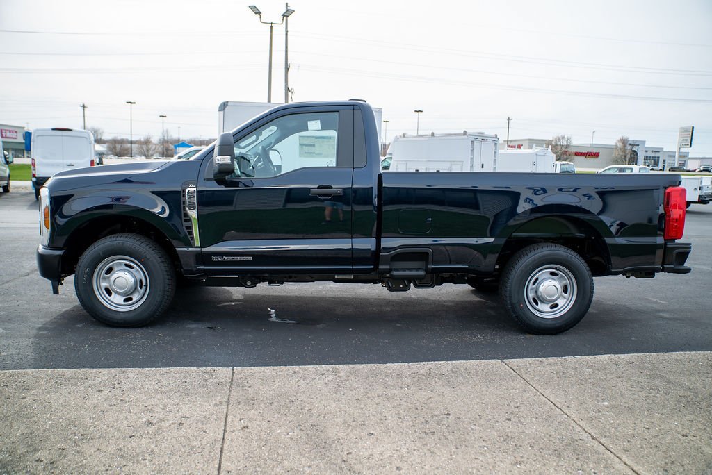 New 2025 Ford F250 XL RWD image 3