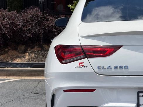 Used 2022 Mercedes-Benz CLA 250 4MATIC image 15