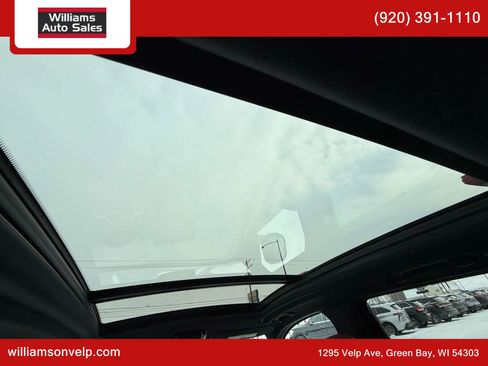 Used 2023 BMW X3 xDrive30i w/ M Sport Package image 2