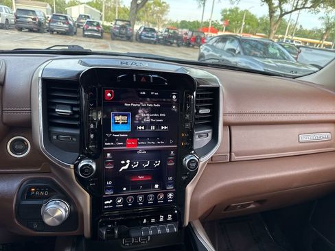 Used 2020 RAM 1500 Laramie RWD image 37