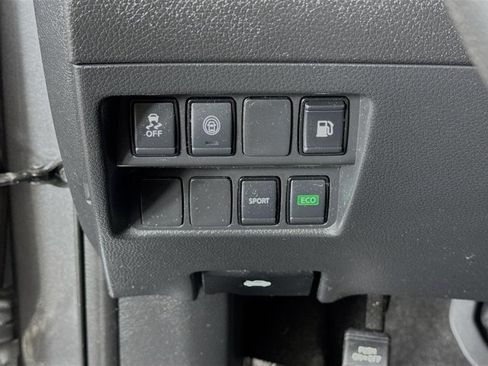 Certified 2020 Nissan Rogue S image 11