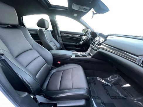 Used 2021 Honda Accord Sport image 14