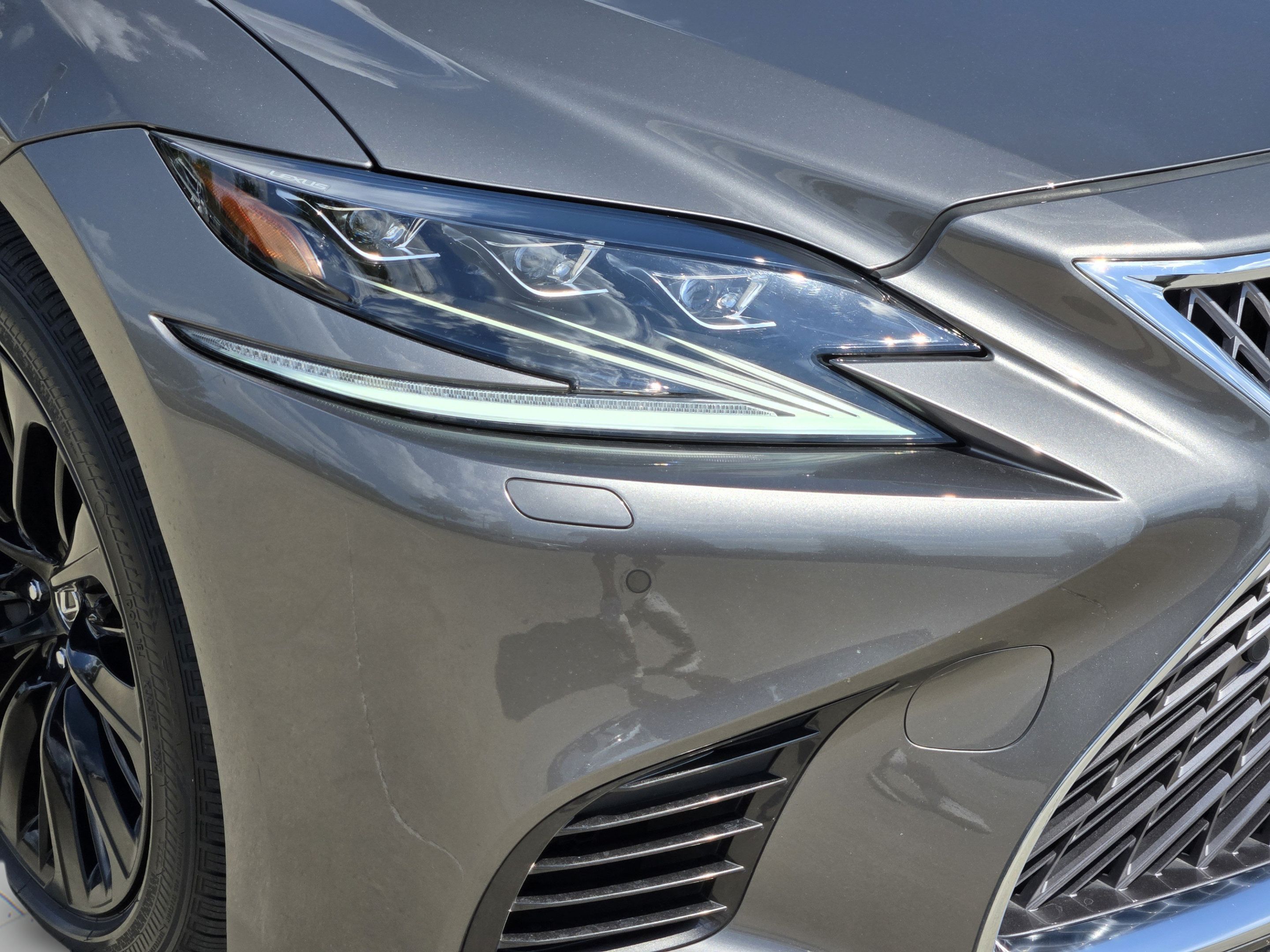 Used 2018 Lexus LS 500 w/ Interior Upgrade Package RWD image 37