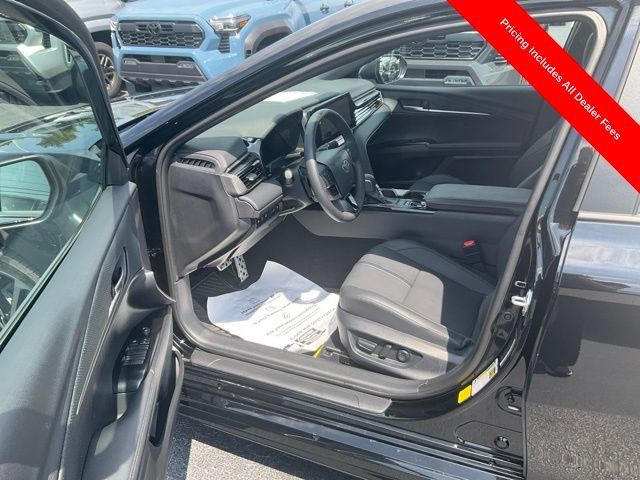 Used 2026 Toyota Camry XSE FWD image 3