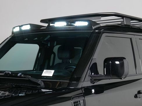 Certified 2023 Land Rover Defender 130 X AWD/4WD image 29