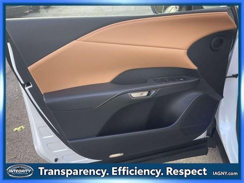 Used 2023 Lexus RX 350 Premium image 17