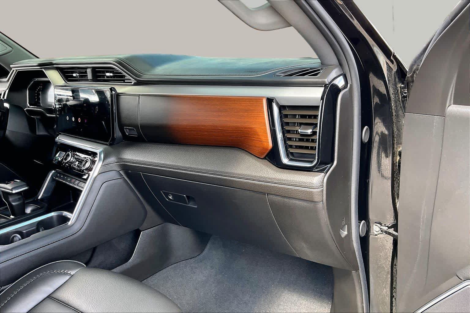 Used 2026 GMC Sierra 1500 Denali AWD/4WD image 19