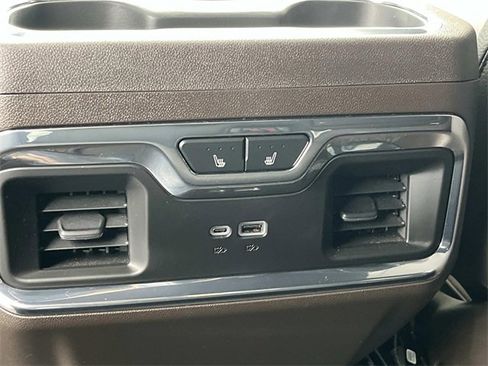 Used 2024 GMC Sierra 2500 Denali w/ Denali Reserve Package image 23