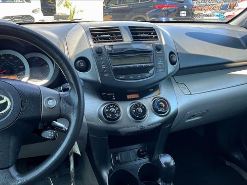 Used 2011 Toyota RAV4 4WD w/ Base L4 Extra Value Pkg image 6