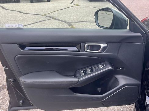 Used 2024 Honda Civic Touring image 5