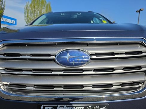 Used 2016 Subaru Outback 2.5i Limited AWD/4WD image 35