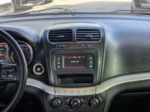 Used 2018 Dodge Journey SE w/ Blacktop Package image 13