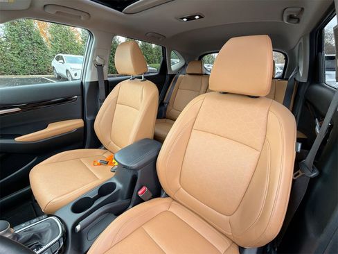Used 2025 Kia Seltos EX w/ EX Sunroof Package image 19