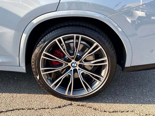 Certified 2025 BMW X4 M40i AWD/4WD image 14