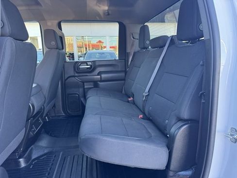Used 2021 GMC Sierra 2500 4x4 Crew Cab w/ Convenience Package image 10
