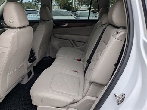 New 2026 Volkswagen Atlas SE image 15