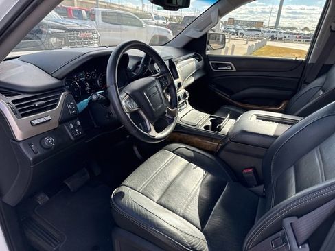 Used 2017 GMC Yukon Denali w/ Open Road Package image 4