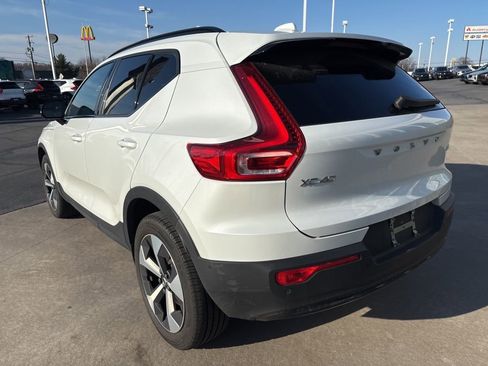 Certified 2023 Volvo XC40 B5 Plus w/ Driver Assist Package AWD/4WD image 8