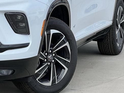 New 2026 Buick Enclave Sport Touring image 8