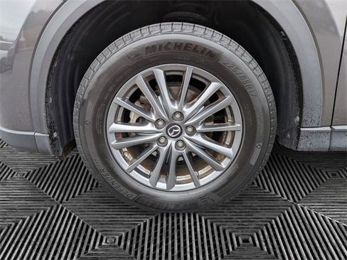 Used 2017 MAZDA CX-5 Touring w/ Preferred Equipment Package image 9