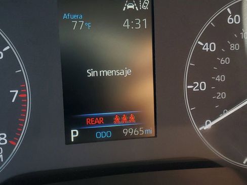 Used 2025 Toyota Corolla LE image 23