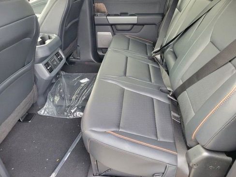 New 2026 Ford F250 Lariat w/ Lariat Ultimate Package AWD/4WD image 8