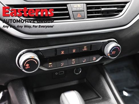 Used 2023 Nissan Altima 2.5 S FWD image 19